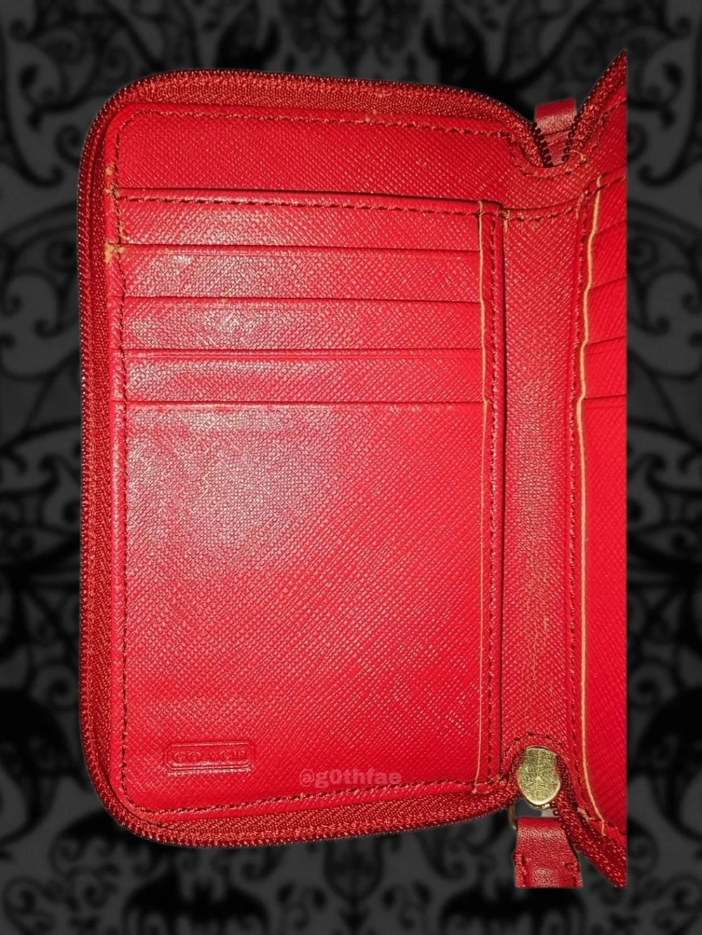 VTG Y2K COACH Legacy Leather Phone Wristlet ID Wallet with Turn-Lock - Red/Gold